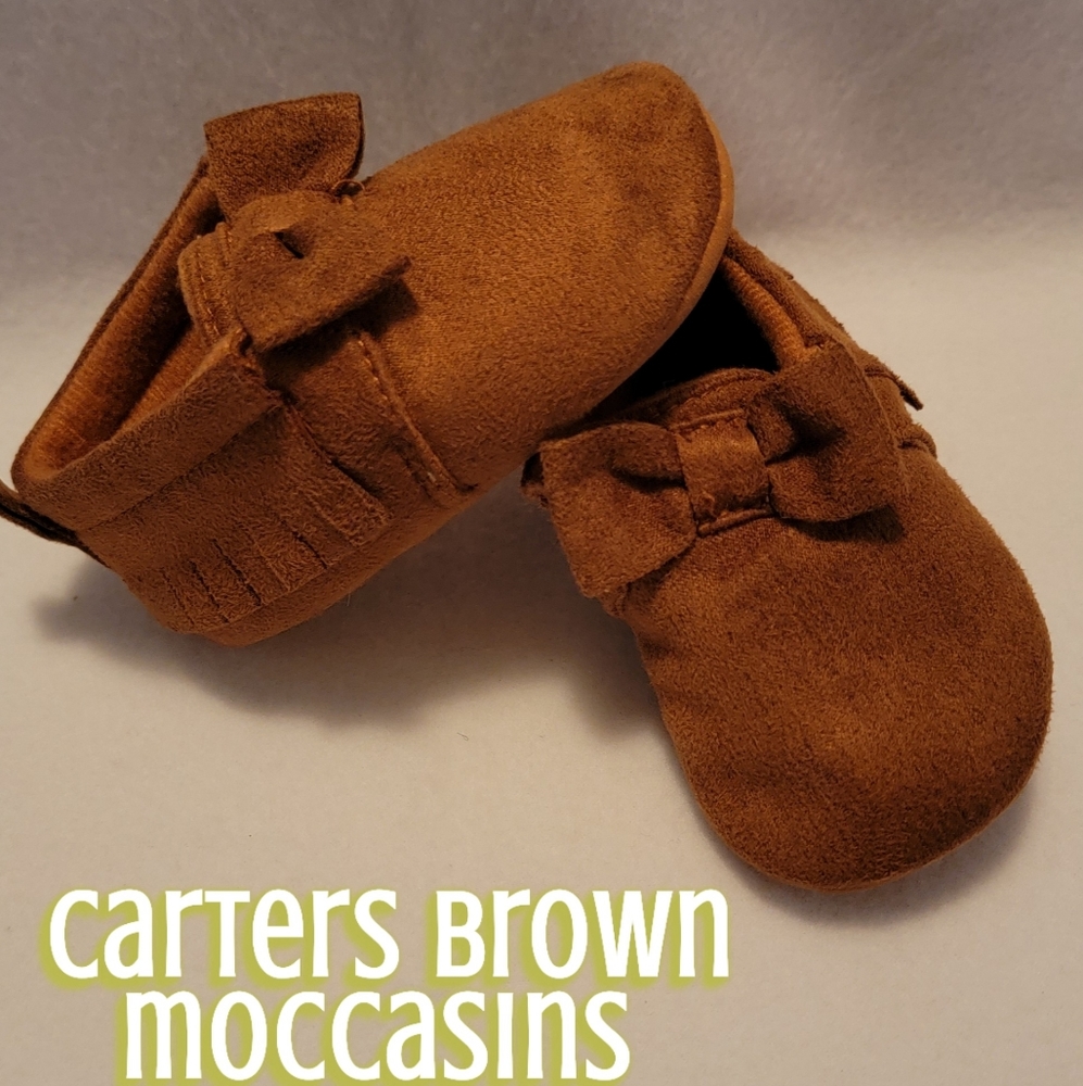 Infant moccasins. Carter.